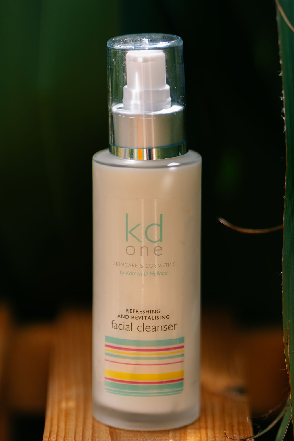 Refreshing & Revitalising Facial Cleanser (for daily use)